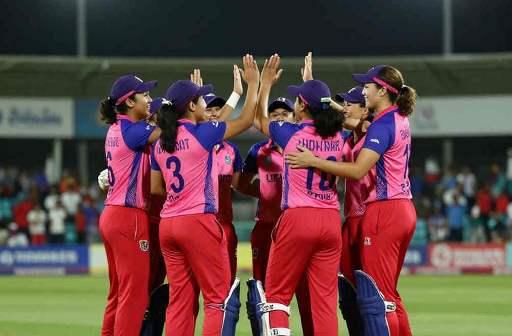 পাওয়ারপ্লে জেতা, মাঝের নয় ওভারে হারা: টি-টোয়েন্টির অদৃশ্য যুদ্ধক্ষেত্র
