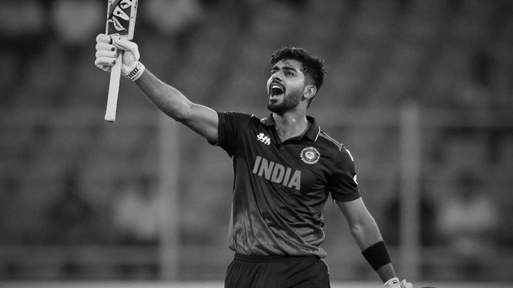এক ওভারে পাঁচ উইকেট: চ্যাড লেককের রেকর্ড, কিন্তু ম্যাচটা ঠিক হয়েছিল ব্যাটিংয়ে