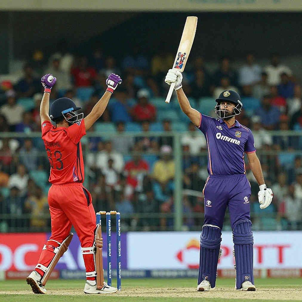 হাইলাইটের বাইরে উনচল্লিশটা বল: মিনোদ ভানুকার অদৃশ্য ইনিংস