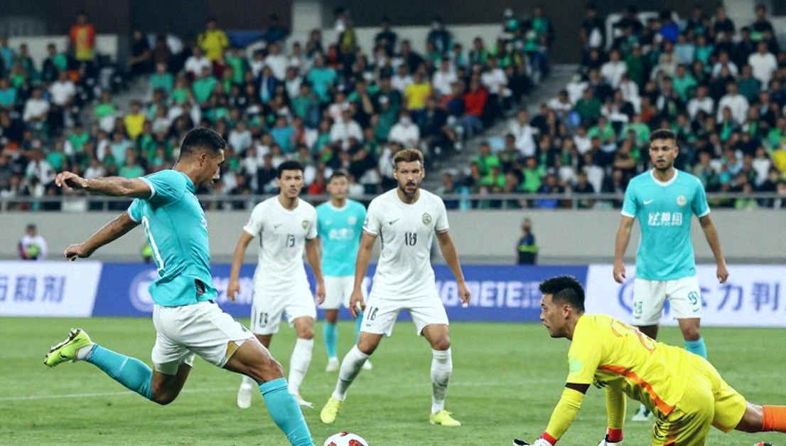 চার ম্যাচের নীরবতা: ভিনিসিয়াসের ক্লাসিকো-বঞ্চনা আর সেই তাসখেলার হিসাব